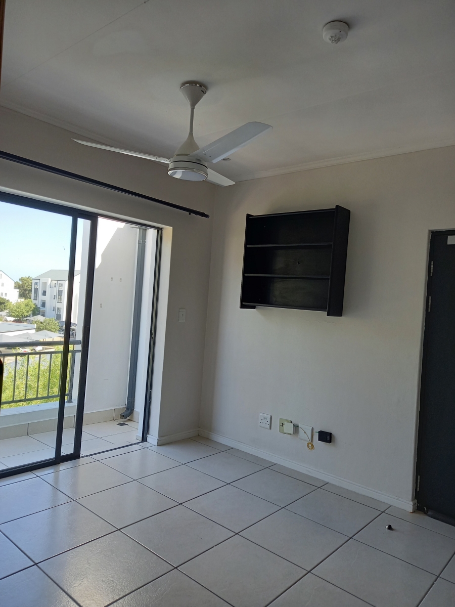 To Let 1 Bedroom Property for Rent in De Velde Western Cape